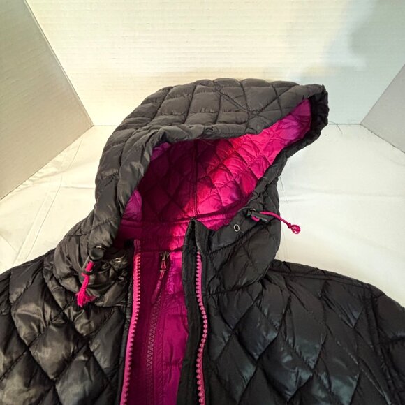 Reebok Women XL Quilted Hooded Jacket Black & Pink Full Zip Pockets Lightweight - Picture 9 of 11